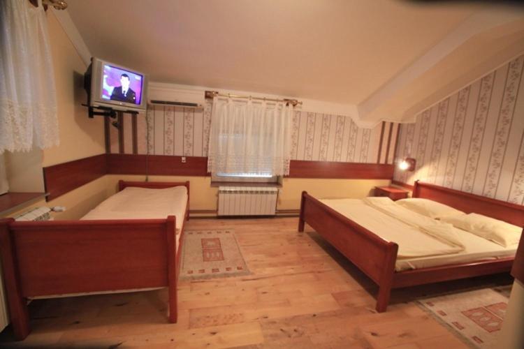 Hotel Dunav Sremski Karlovci Værelse billede