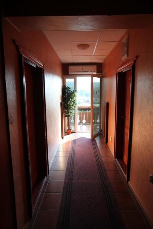 Hotel Dunav Sremski Karlovci Eksteriør billede